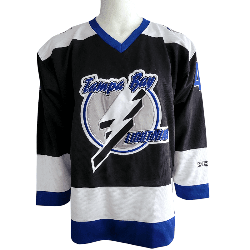 Vintage Tampa Bay Lightning Jersey - Vinny Lecavalier 4, CCM NHL, Size M, Black/White/Blue - USASTARFASHION