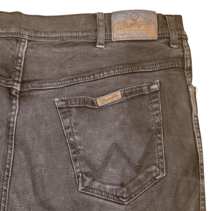 Wrangler Black Jeans W42 L34 - Classic Straight Leg Regular Fit, Comfortable Stretch Fabric - USASTARFASHION